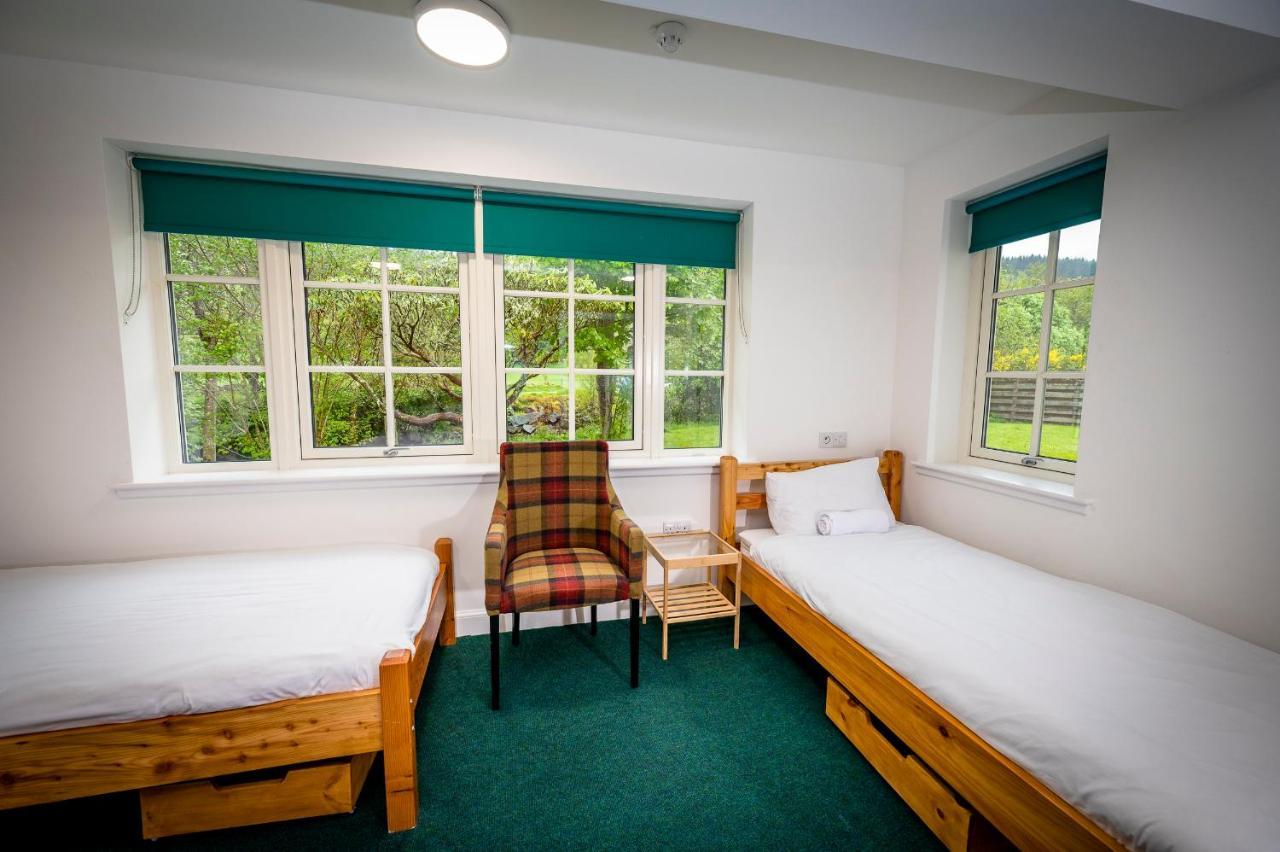 Loch Ness Bunk Inn Drumnadrochit Exterior photo
