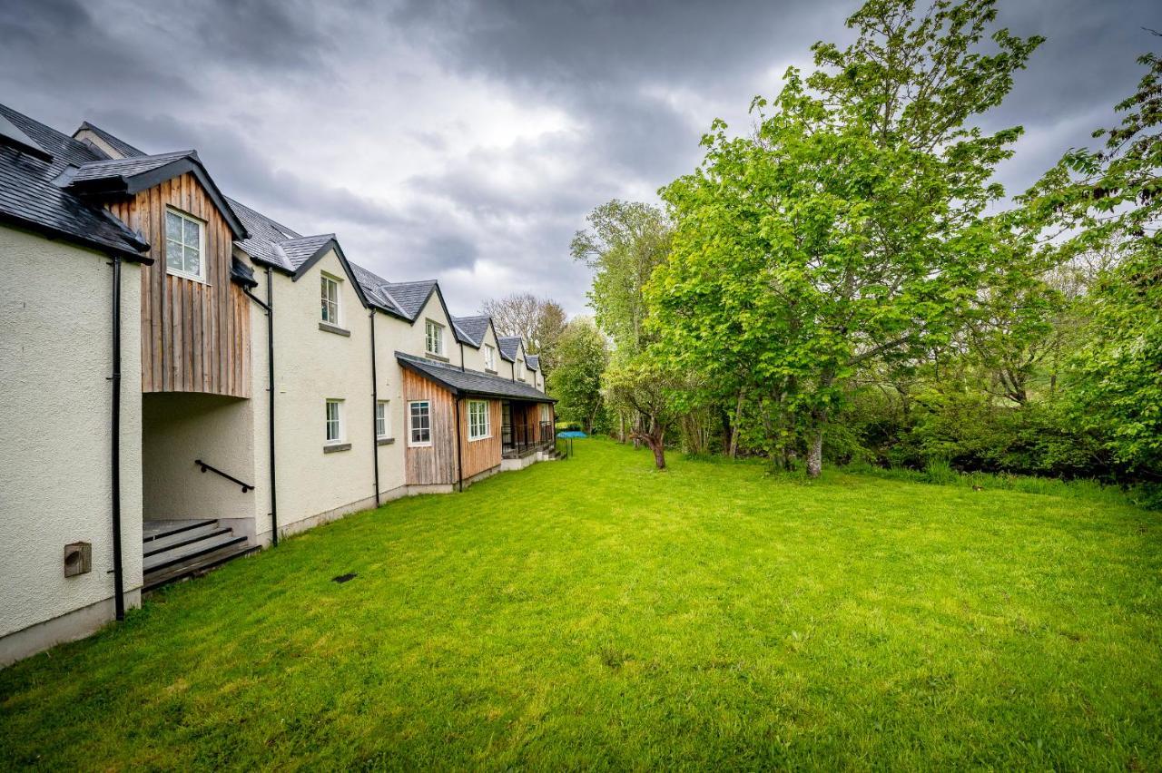 Loch Ness Bunk Inn Drumnadrochit Exterior photo